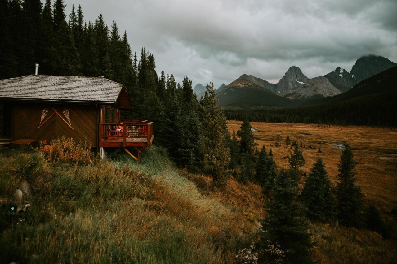Mount Engadine Lodge Kananaskis Extérieur photo