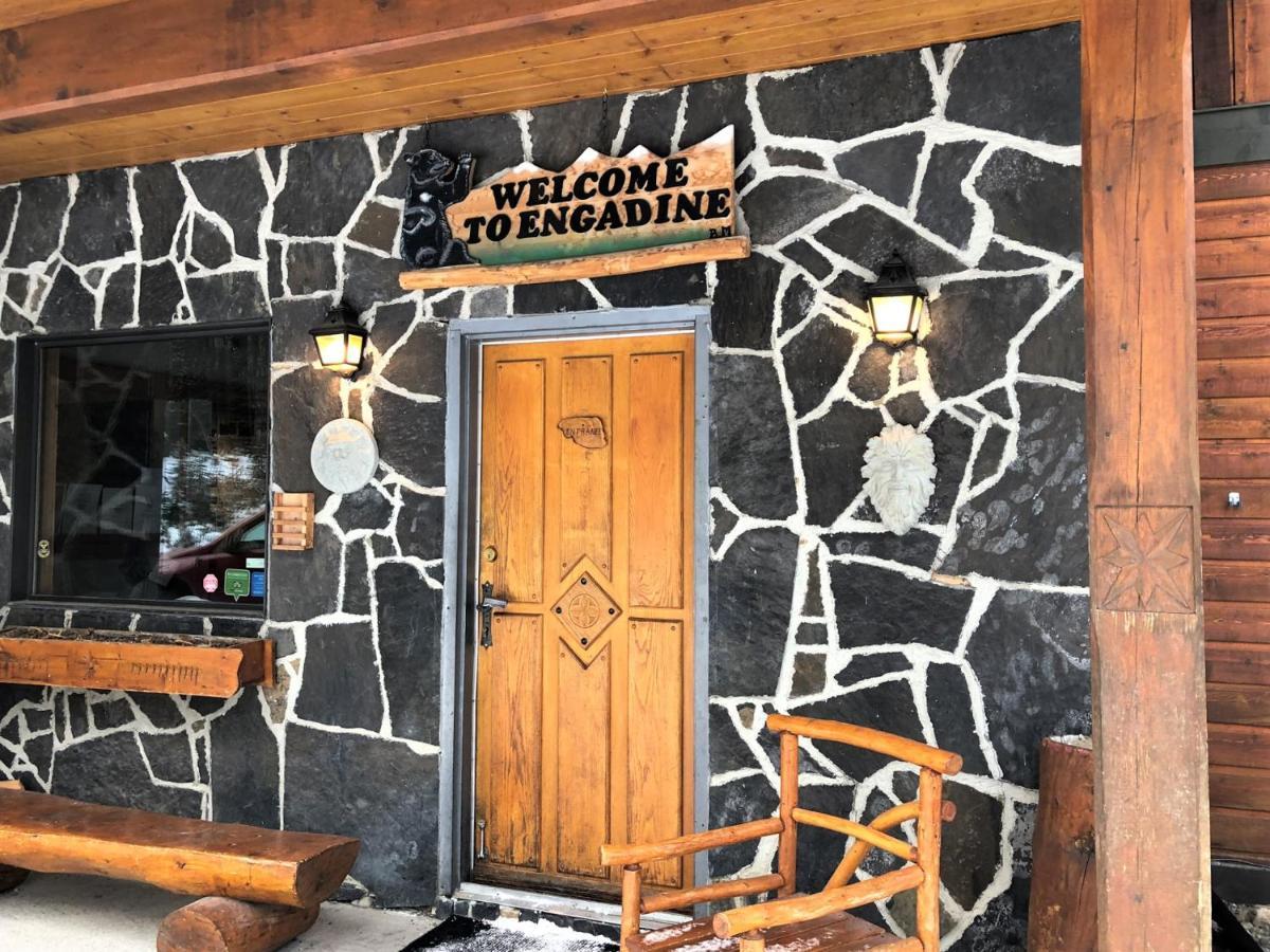 Mount Engadine Lodge Kananaskis Extérieur photo